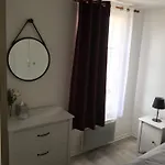 Апартаменты Le Clos Leonard Онфлёр