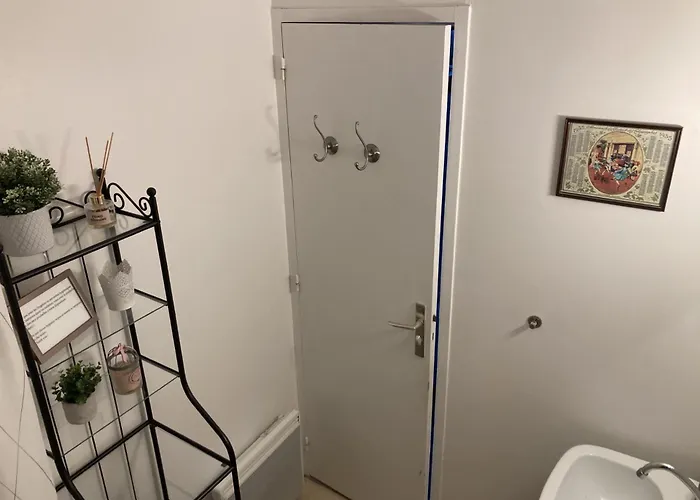 Le Clos Leonard 아파트 *